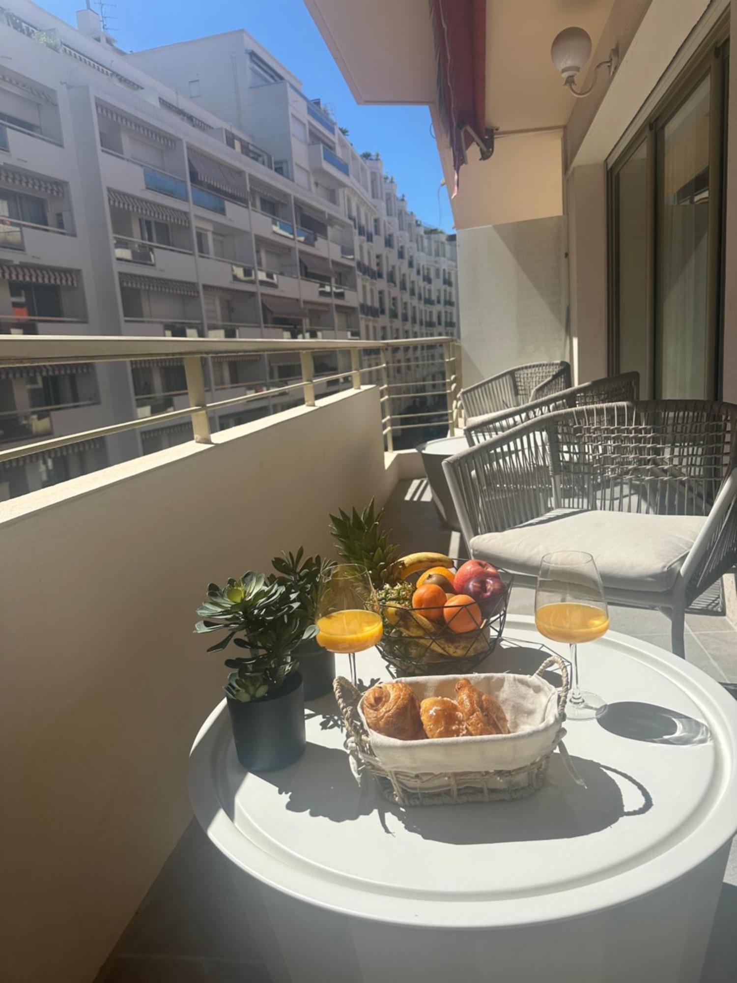 Apartamento T3appartement De Luxe Croisette En Face De La Martinez 80m2 Cannes