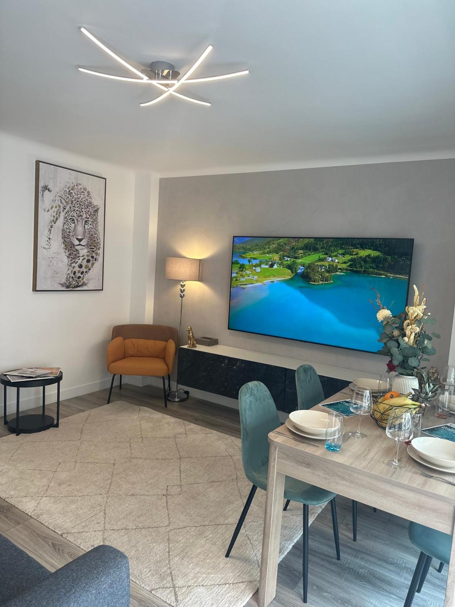 Apartamento T3appartement De Luxe Croisette En Face De La Martinez 80m2 *